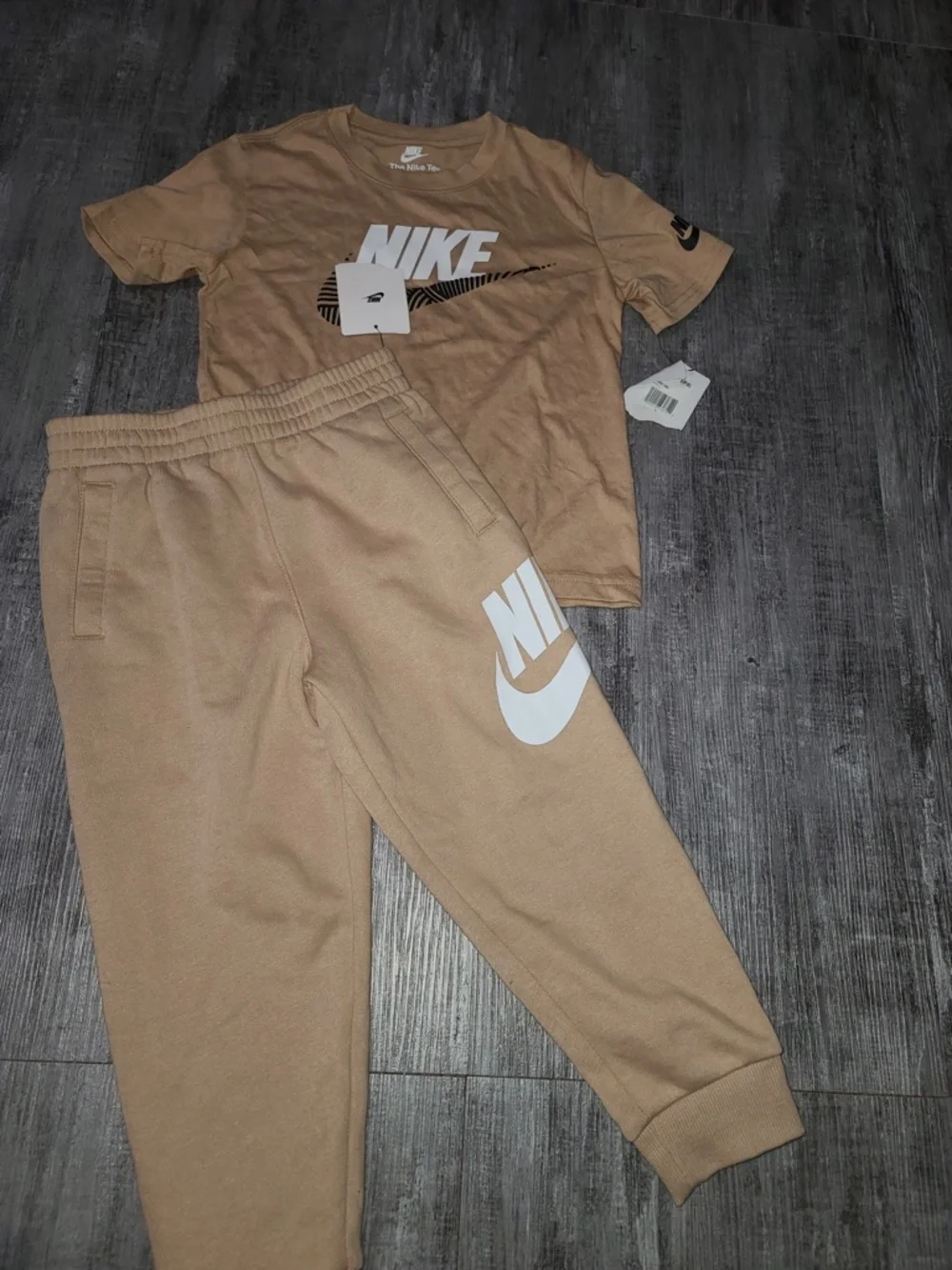 Lot of Boys Designer size 4/5 Nike,  Levis, Tommy Bahama, Spider Man, Evolution